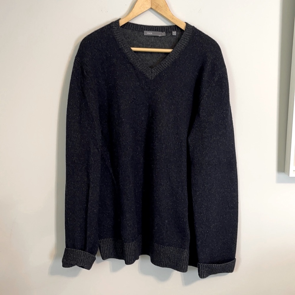 Vince wool cashmere blend black and gray V-neck sweater